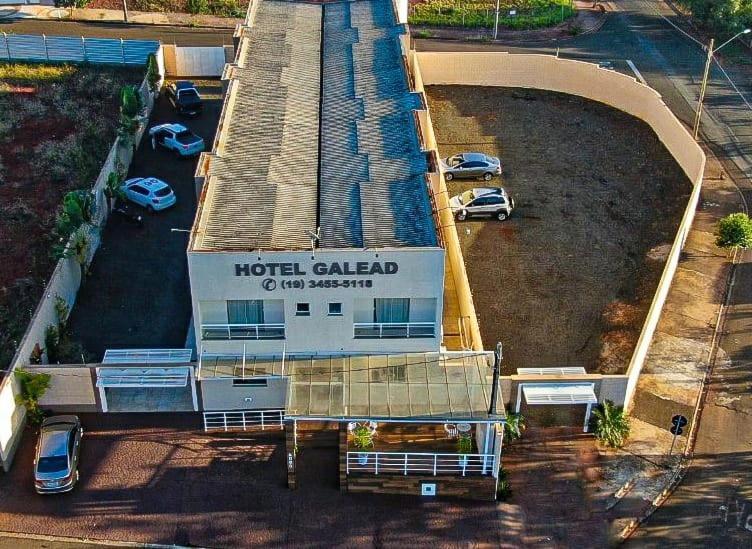 Hotel Galead Санта-Барбара-д'Уэсти Экстерьер фото